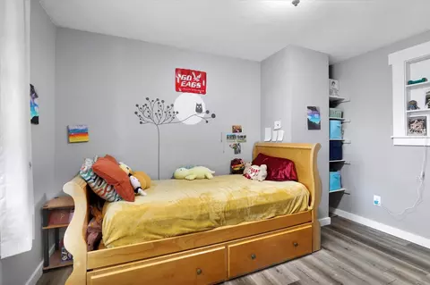 Bedroom - 2202 E 50th Ave, Spokane, WA 99223 photo 4 of 5