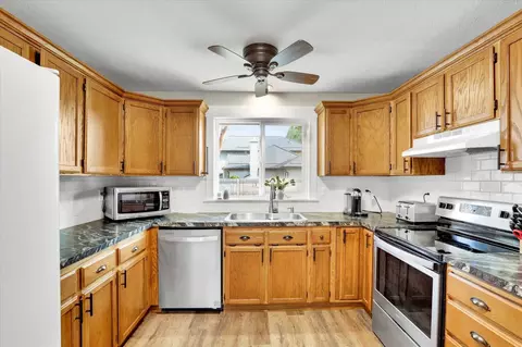 Kitchen - 2202 E 50th Ave, Spokane, WA 99223 photo 1 of 3