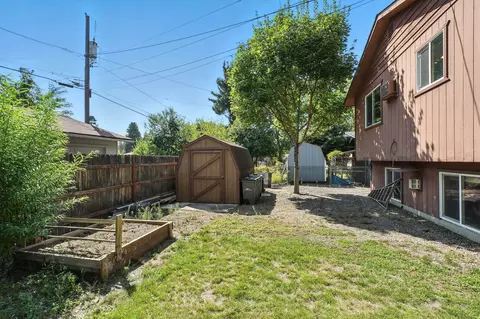 Exterior - 13410 E 7th Ave, Spokane, WA 99216 photo 6 of 11