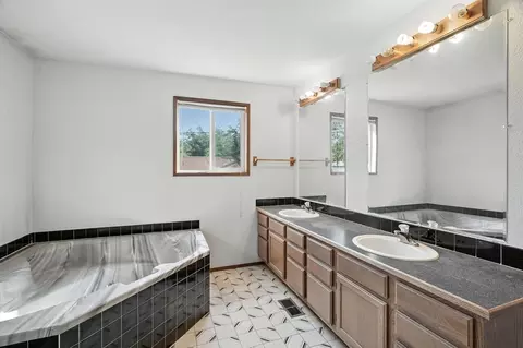 Bath - 13410 E 7th Ave, Spokane, WA 99216 photo 3 of 4