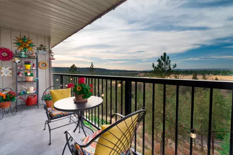 174 S Coeur Dalene St #H303, Spokane, WA 99201