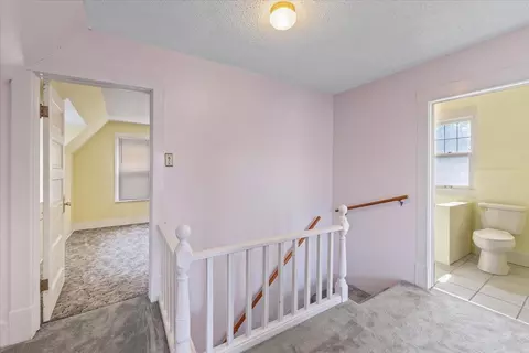 Entry Way - 1218 E 16th Ave, Spokane, WA 99203 photo 4 of 4