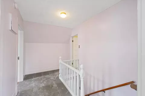 Entry Way - 1218 E 16th Ave, Spokane, WA 99203 photo 3 of 4