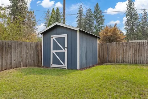 Exterior - 1218 E 16th Ave, Spokane, WA 99203 photo 9 of 9