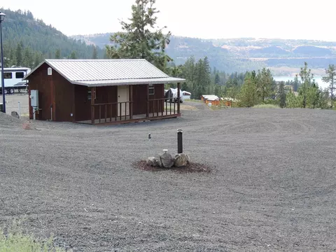 39745 Peach Orchard Way N, Seven Bays, WA 99122