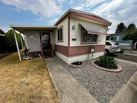 1211 E Lyons Ave # 104, Spokane, WA 99208