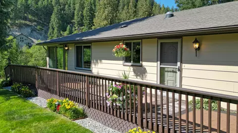 Exterior - 16112 Leclerc Rd - N Rd, Cusick, WA 99119 photo 7 of 15