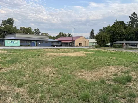 40 N 3rd St # X, Chewelah, WA 99109