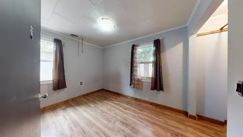 Bedroom - 11722 E Valleyway Ave, Spokane Valley, WA 99206 photo 2 of 2