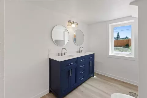 Bath - 3628 E Fairview Ave, Spokane, WA 99217 photo 2 of 2