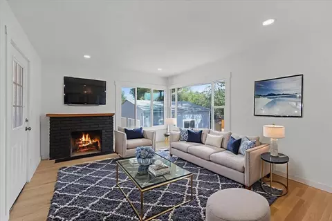 Living - 3628 E Fairview Ave, Spokane, WA 99217 photo 3 of 5
