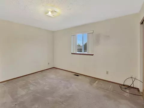 Bedroom - 3423 E Fairview Ave, Spokane, WA 99217 photo 4 of 7