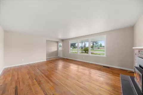 10718 E 18th Ave, Spokane Valley, WA 99206 photo 5