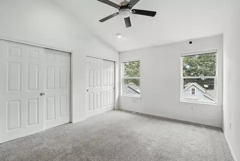 Bedroom - 1605 E 17th Ave, Spokane, WA 99203 photo 5 of 9