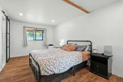 Bedroom - 3222 E 35th Ave, Spokane, WA 99223 photo 4 of 4