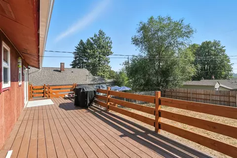 Exterior - 3222 E 35th Ave, Spokane, WA 99223 photo 3 of 7