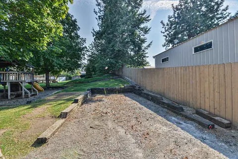 Exterior - 701 E Brady Ct, Spokane, WA 99208 photo 9 of 12