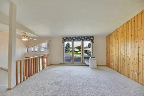 Living - 701 E Brady Ct, Spokane, WA 99208 photo 2 of 3