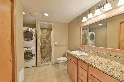 Bath - 701 E Brady Ct, Spokane, WA 99208 photo 2 of 2