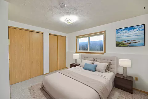 Bedroom - 701 E Brady Ct, Spokane, WA 99208 photo 6 of 9