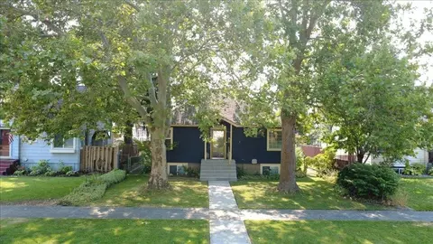 2811 W Cleveland Ave, Spokane, WA 99205