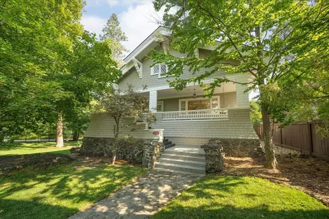 1211 S Wall St, Spokane, WA 99204