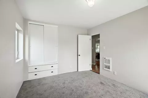 1024 E Walton Ave, Spokane, WA 99207 photo 16
