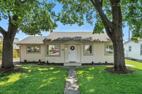 1024 E Walton Ave, Spokane, WA 99207