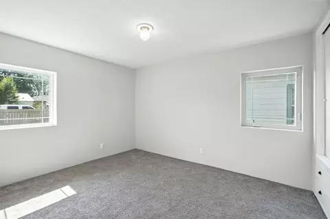 1024 E Walton Ave, Spokane, WA 99207 photo 15