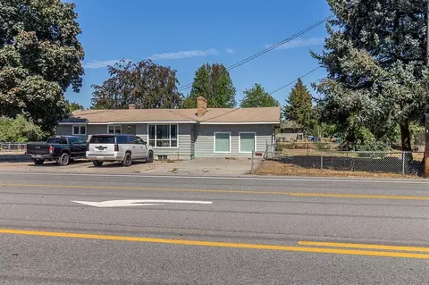 10821 E 10823 E Mission Ave, Spokane Valley, WA 99206