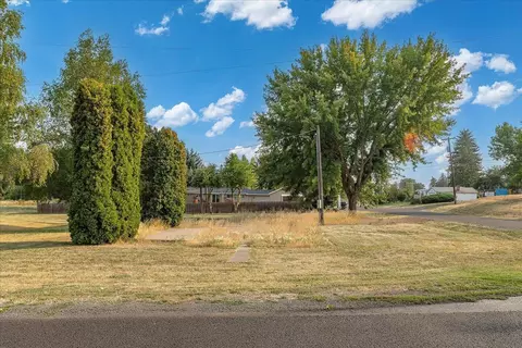 509 W Bartlett St, Oakesdale, WA 99159