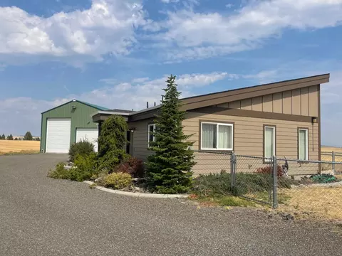 15211 S Betz Rd, Cheney, WA 99004