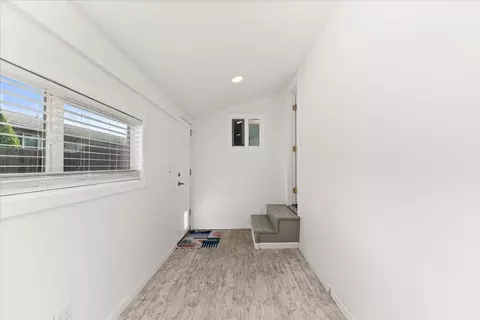 Entry Way - 1648 E Crown Ave, Spokane, WA 99207 photo 1 of 6