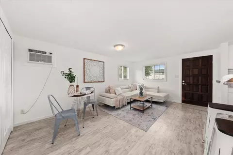 Living - 1648 E Crown Ave, Spokane, WA 99207 photo 2 of 4