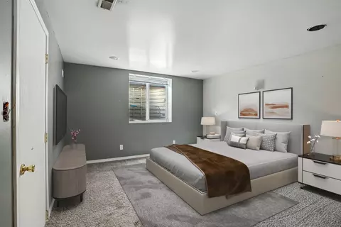 Bedroom - 2112 E Gordon Ave, Spokane, WA 99207 photo 5 of 5