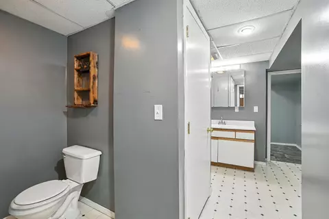 Bath - 2112 E Gordon Ave, Spokane, WA 99207 photo 4 of 4