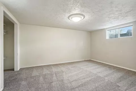 Bedroom - 2112 E Gordon Ave, Spokane, WA 99207 photo 3 of 5