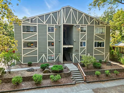 1711 W 10th Ave, Spokane, WA 99204