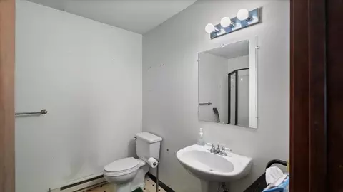 Bath - 4508 E Silver Pine Rd, Colbert, WA 99005 photo 4 of 4