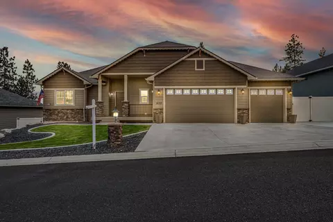 622 E Country Hill Ln, Spokane, WA 99208