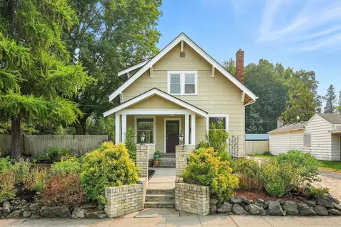 Exterior - 17 W 31st Ave, Spokane, WA 99203 photo 4 of 12