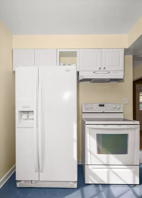 Kitchen - 428 E 20th Ave, Spokane, WA 99203 photo 3 of 3
