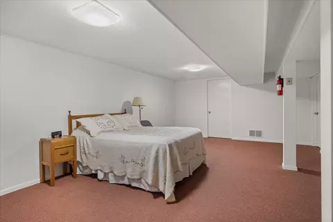 Bedroom - 428 E 20th Ave, Spokane, WA 99203 photo 7 of 8