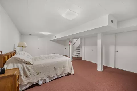 Bedroom - 428 E 20th Ave, Spokane, WA 99203 photo 6 of 8