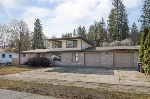 Exterior - 724 E 10th Ave, Spokane, WA 99202 photo 2 of 8