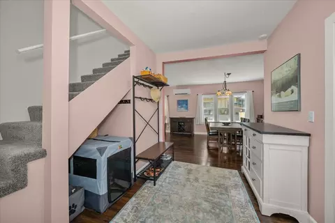Entry Way - 337 E 20th Ave, Spokane, WA 99203 photo 2 of 2