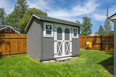 Exterior - 337 E 20th Ave, Spokane, WA 99203 photo 7 of 7