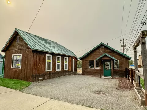 319 W 1st St #321 W 1ST STREET, Newport, WA 99156