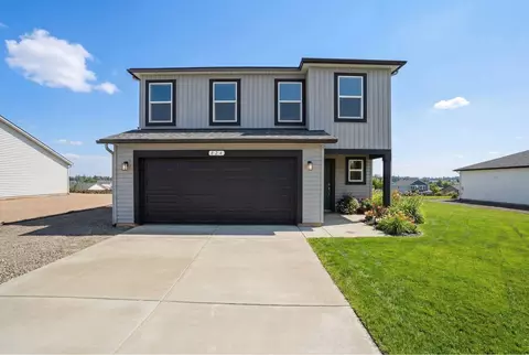824 E K St, Deer Park, WA 99006