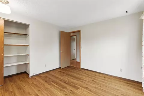 Bedroom - 11223 E 37th Ave, Spokane Valley, WA 99206 photo 5 of 7